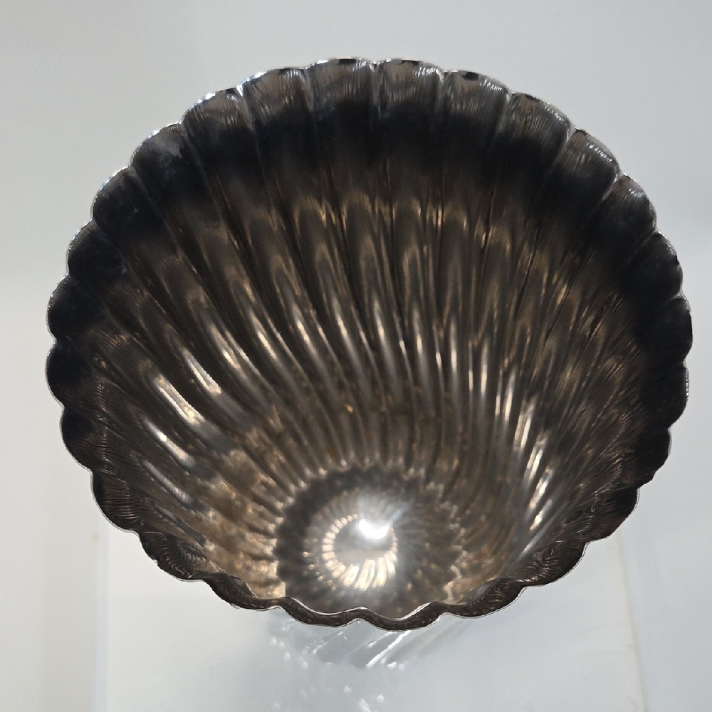 L'Objet Silver Fluted Vase - Picture 4 of 8